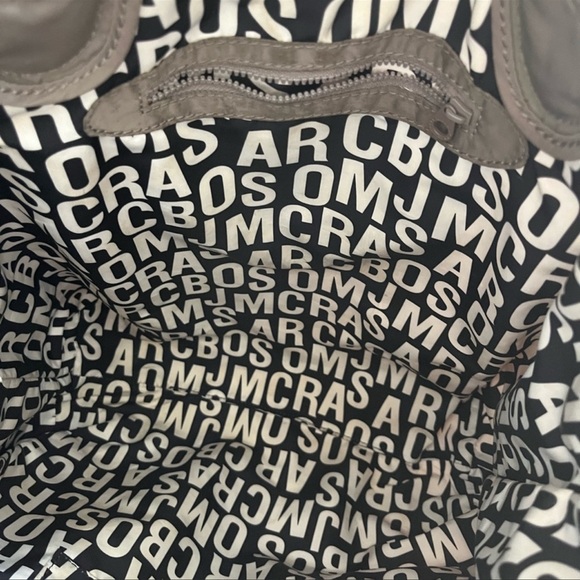 MARC by MARC JACOBS STANDARD SUPPLY - Picture 6 of 8